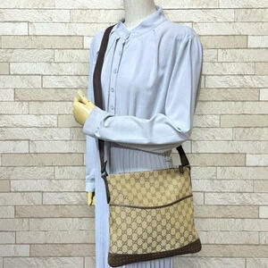 Gucci GG Canvas Bag Brown Shoulder